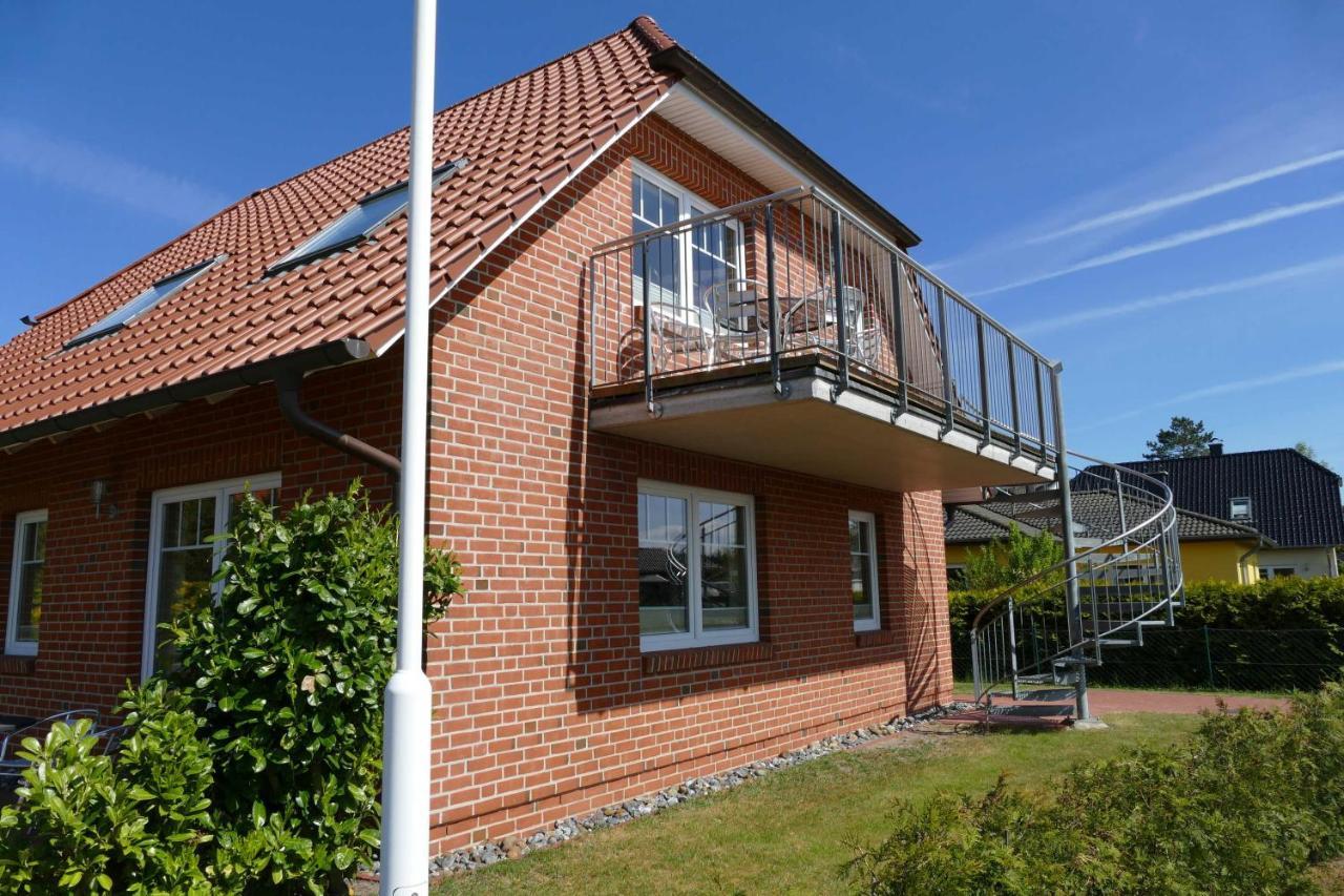 Haus Am Deich Feriendomizil Mit Balkon Apartman Baabe Kültér fotó