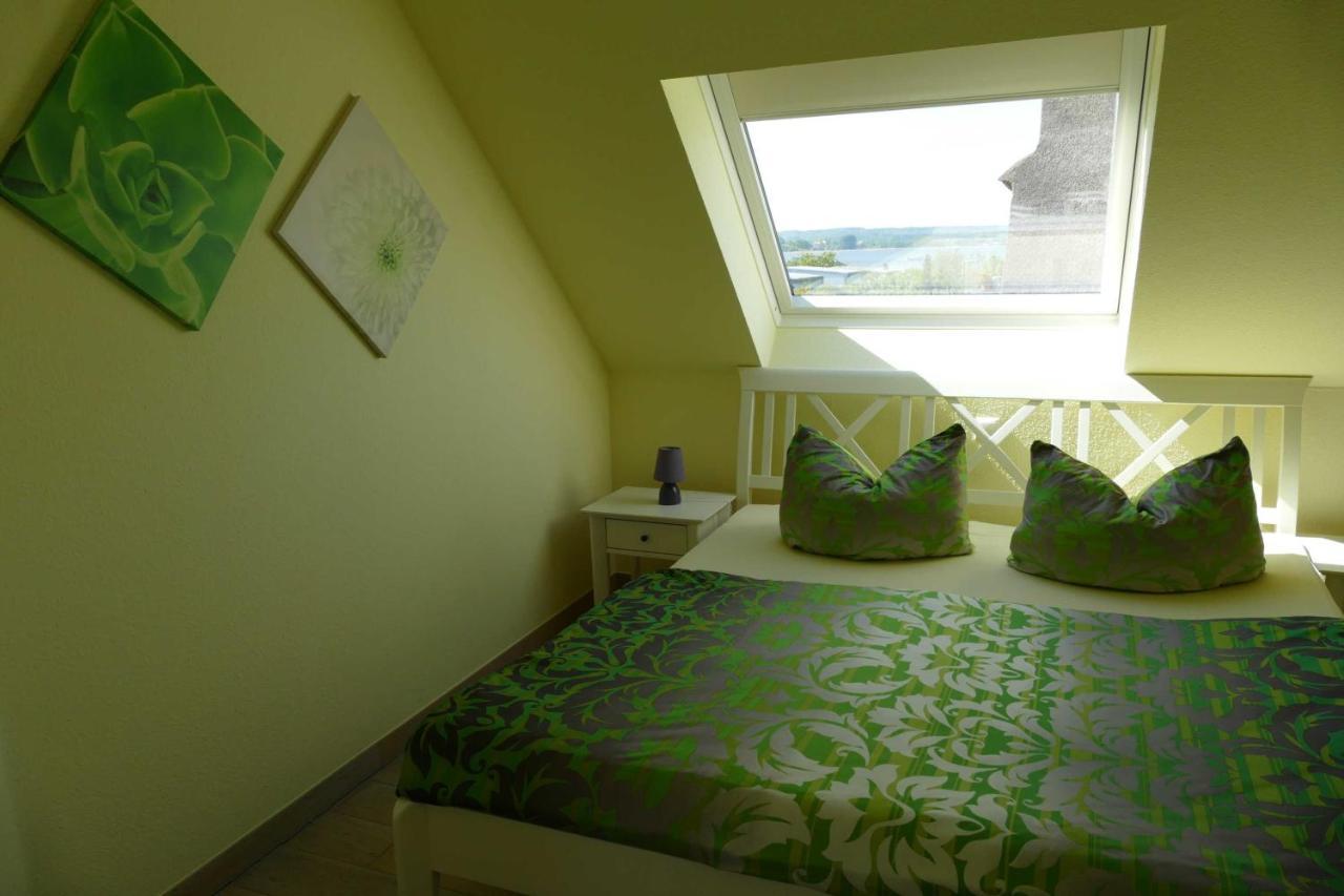 Haus Am Deich Feriendomizil Mit Balkon Apartman Baabe Kültér fotó