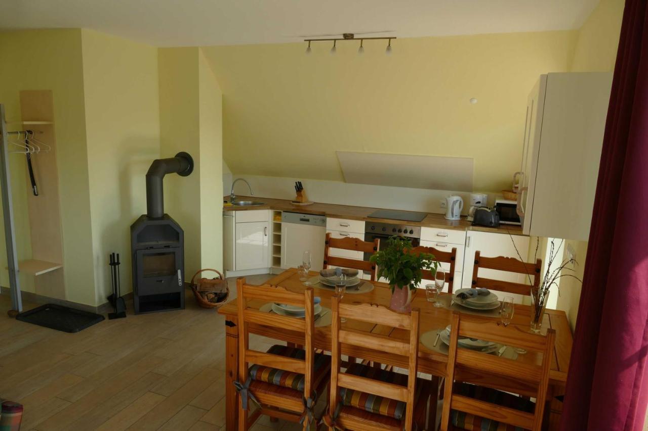 Haus Am Deich Feriendomizil Mit Balkon Apartman Baabe Kültér fotó