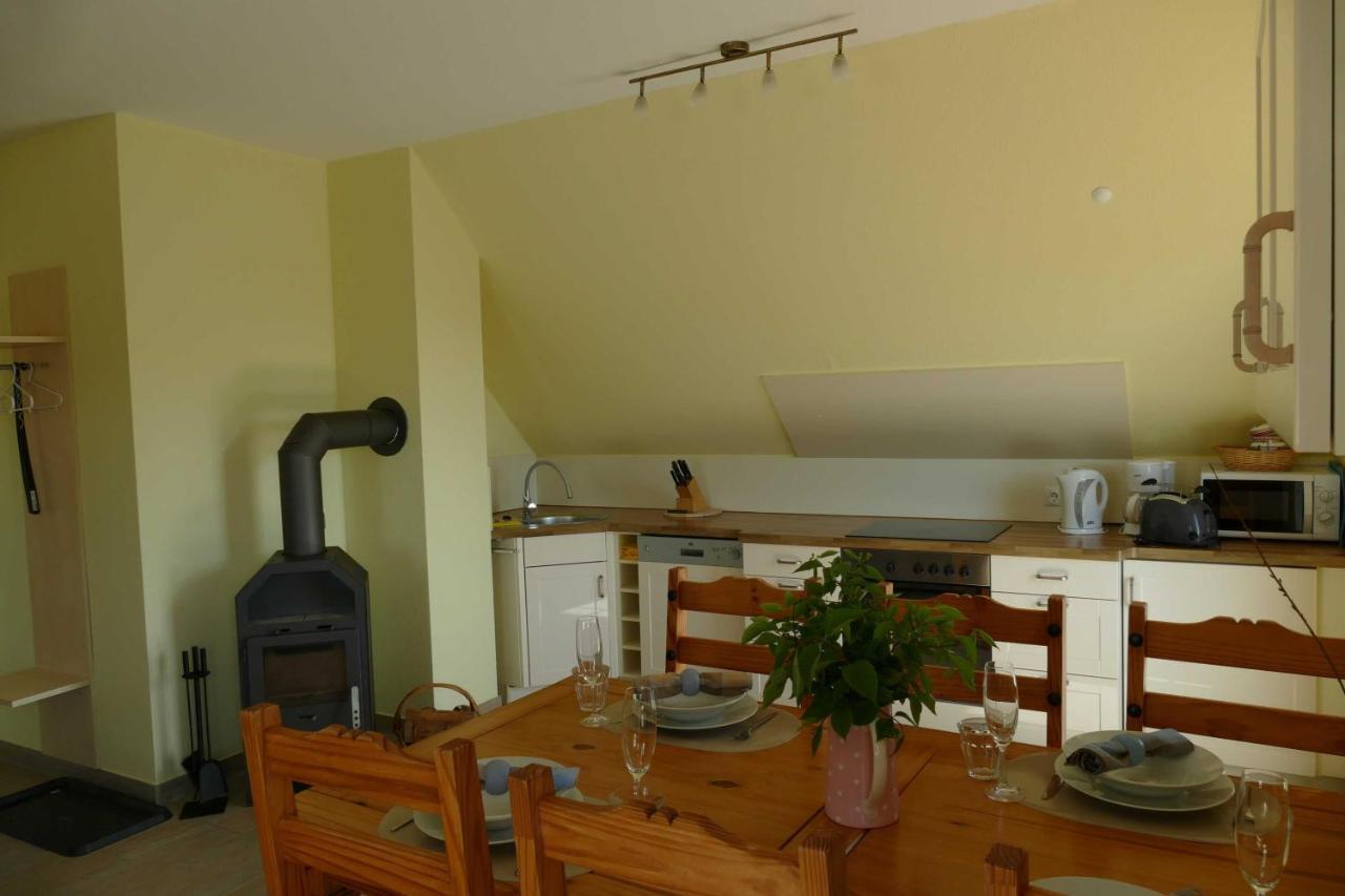 Haus Am Deich Feriendomizil Mit Balkon Apartman Baabe Kültér fotó
